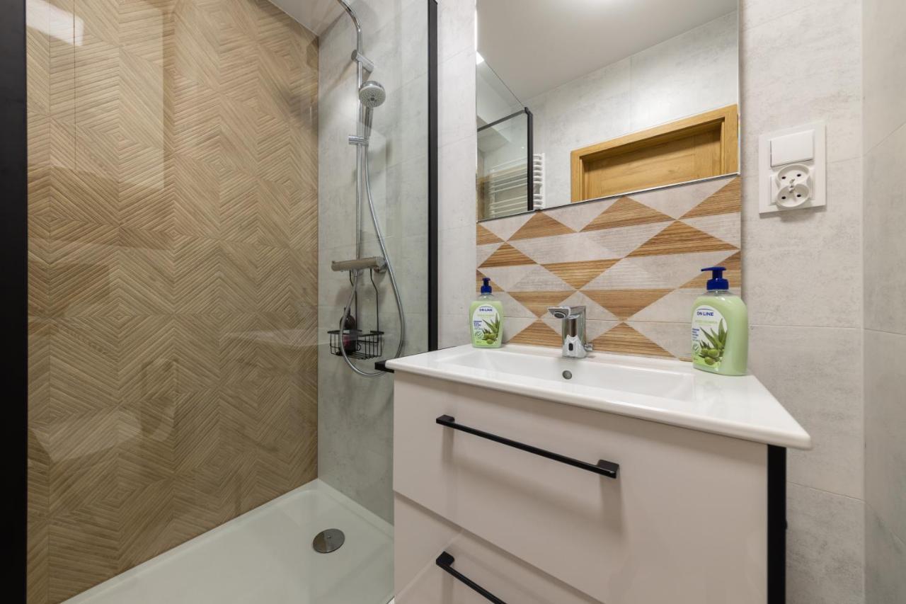Apartament Luxury Two-Bedroom Białystok Dış mekan fotoğraf